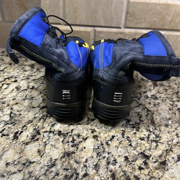 Lands End Youth Boys Blue and Black Winter Snow Boots - Picture 3 of 4